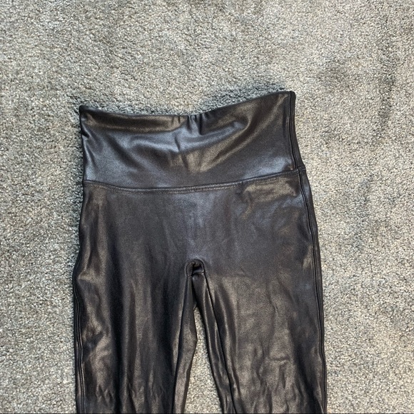 SPANX Black Shiny Leggings - Picture 3 of 9